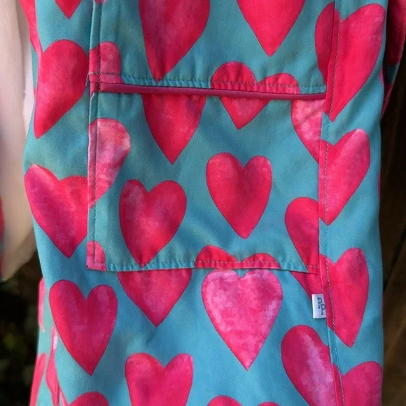 Posh Peanut Queen of Hearts Kids' Long Sleeve Plush Robe